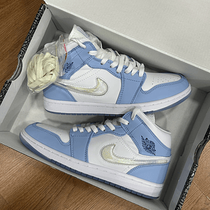 Jordan Retro 1 Glitter Blue 