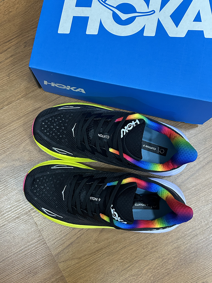 Hoka Clifton 9 Colores  4