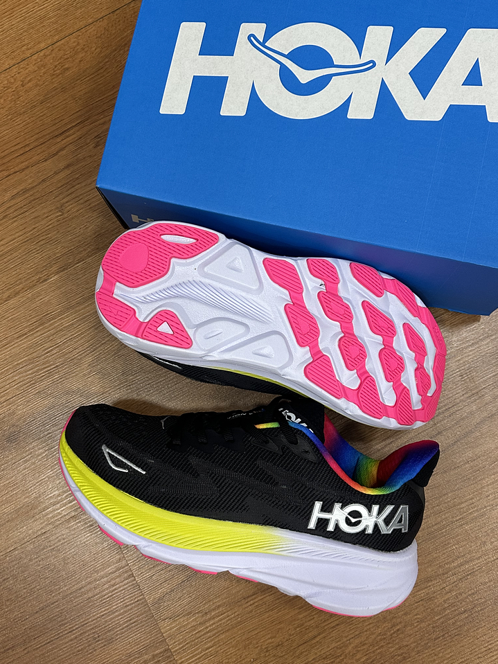 Hoka Clifton 9 Colores  3