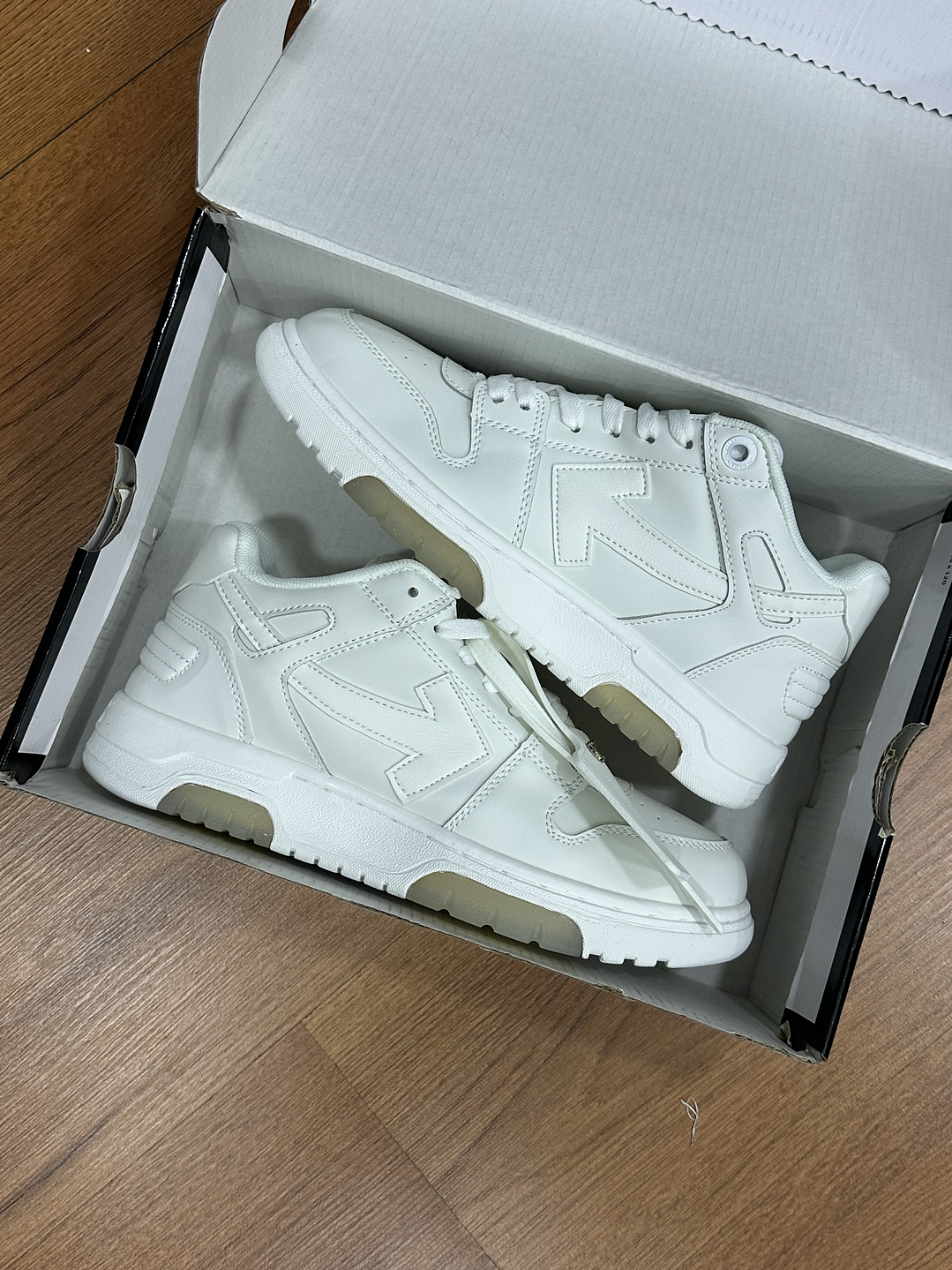 Off White Out Of Office White  1