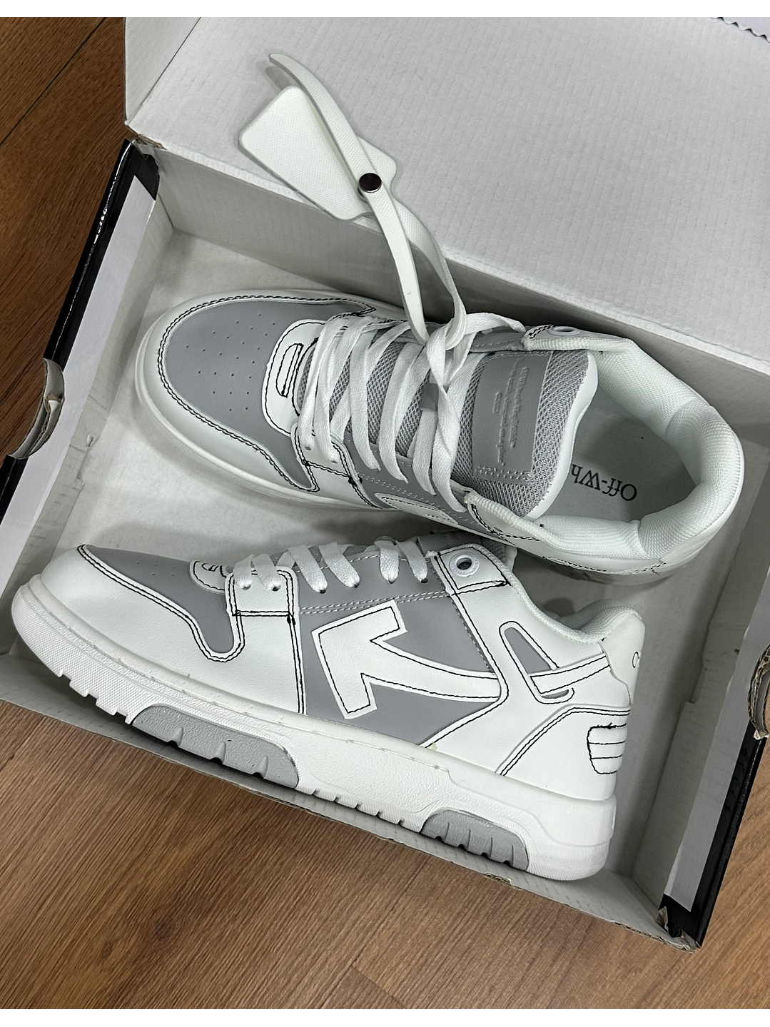 Off White Out Of Office Light White Grey 3