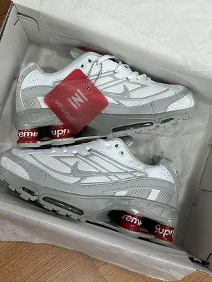 Nike Shox Ride 2 Supreme Grey