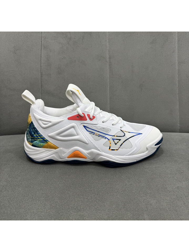 Mizuno Momentum 3 White  1