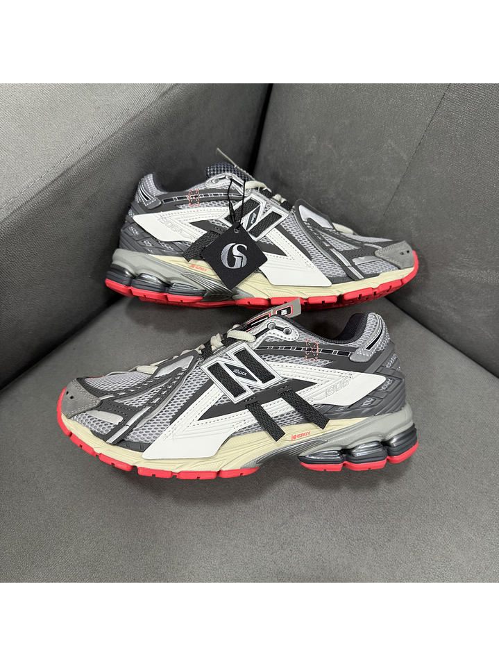 New Balance 1906r Gris Naranja  4