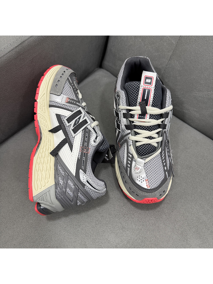 New Balance 1906r Gris Naranja  2