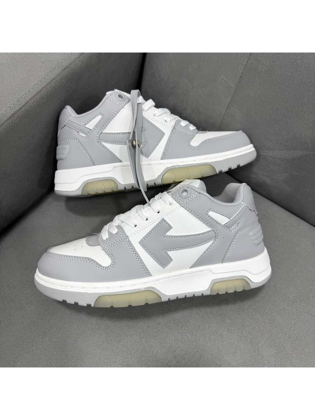 Off White Out Of Office Gris 1