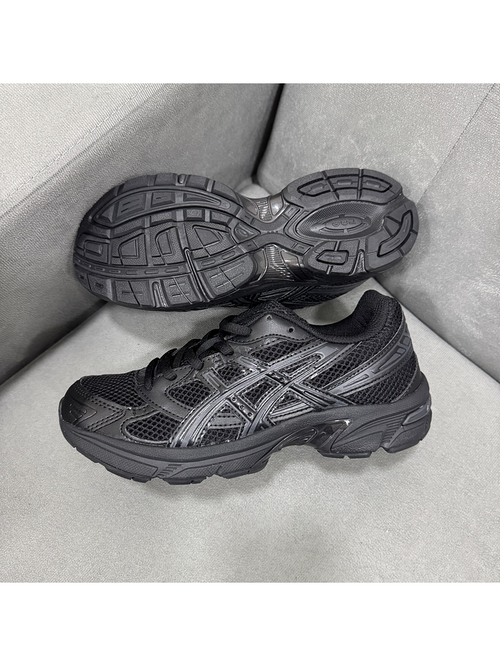 Asics GT-1130 Black 1