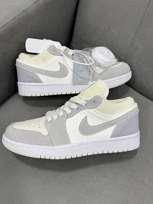 Jordan Retro 1 Low Paris 