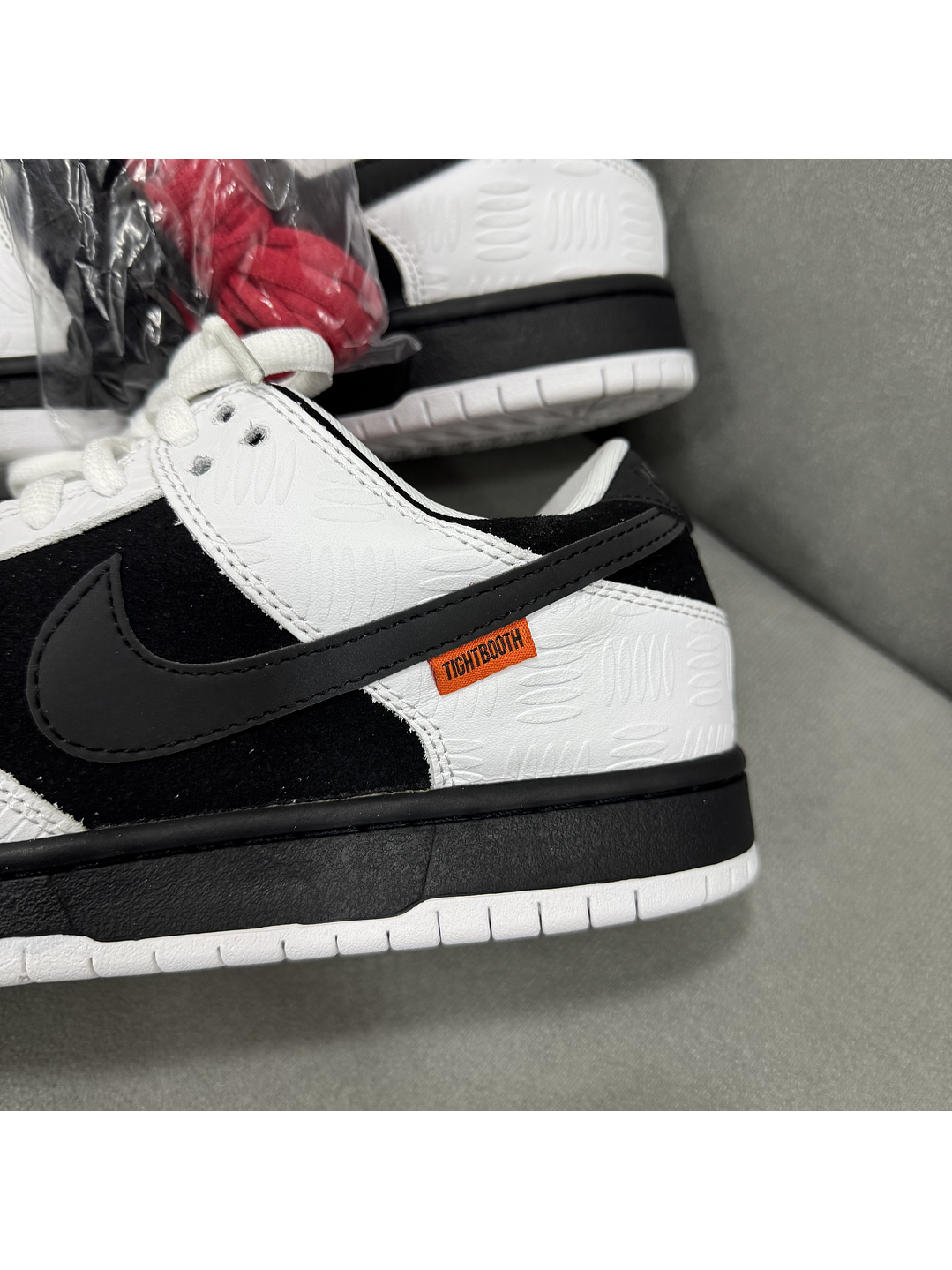 Nike Sb Dunk Tightbooth  2