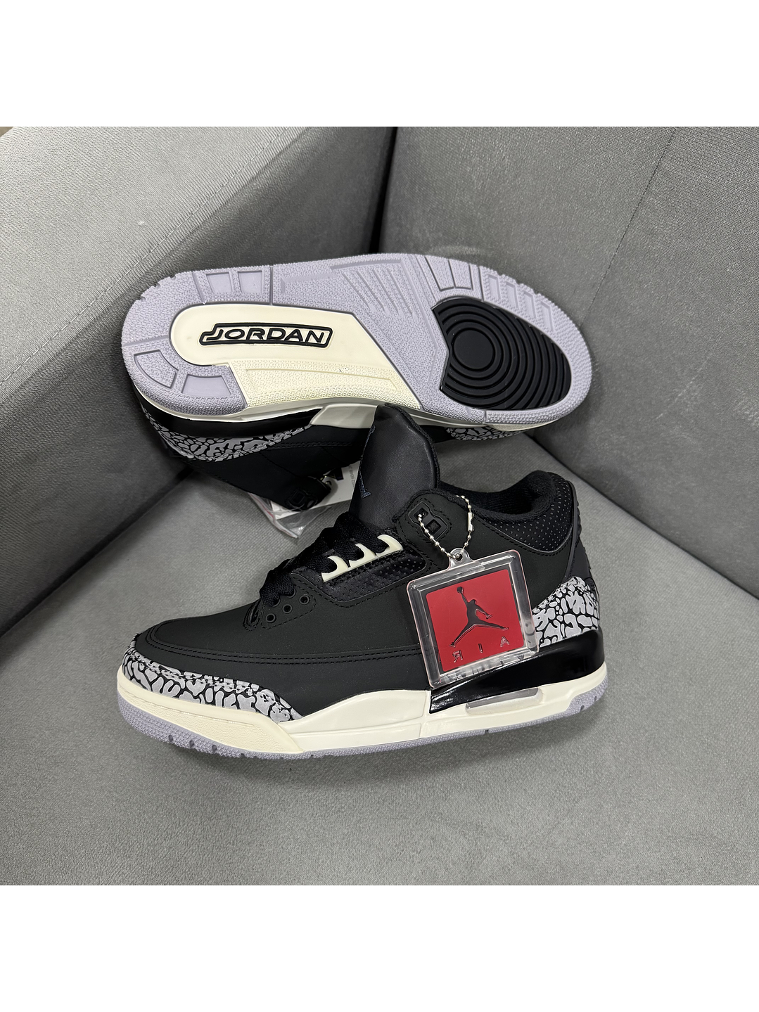 Jordan Retro 3 Off Noir  2