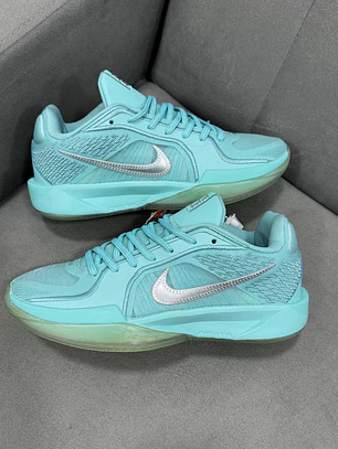 Nike Sabrina 2 Celeste 