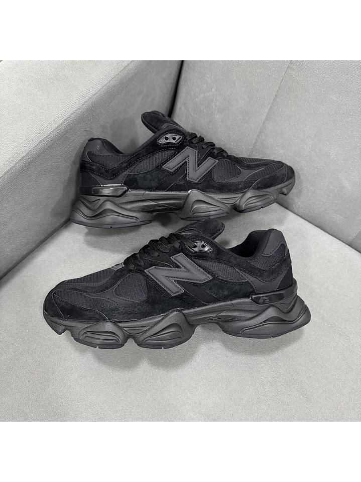 New Balance 9060 Black  1