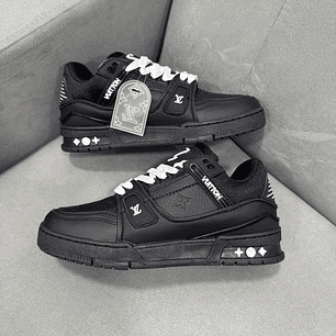 Louis Vuitton Trainer Black White