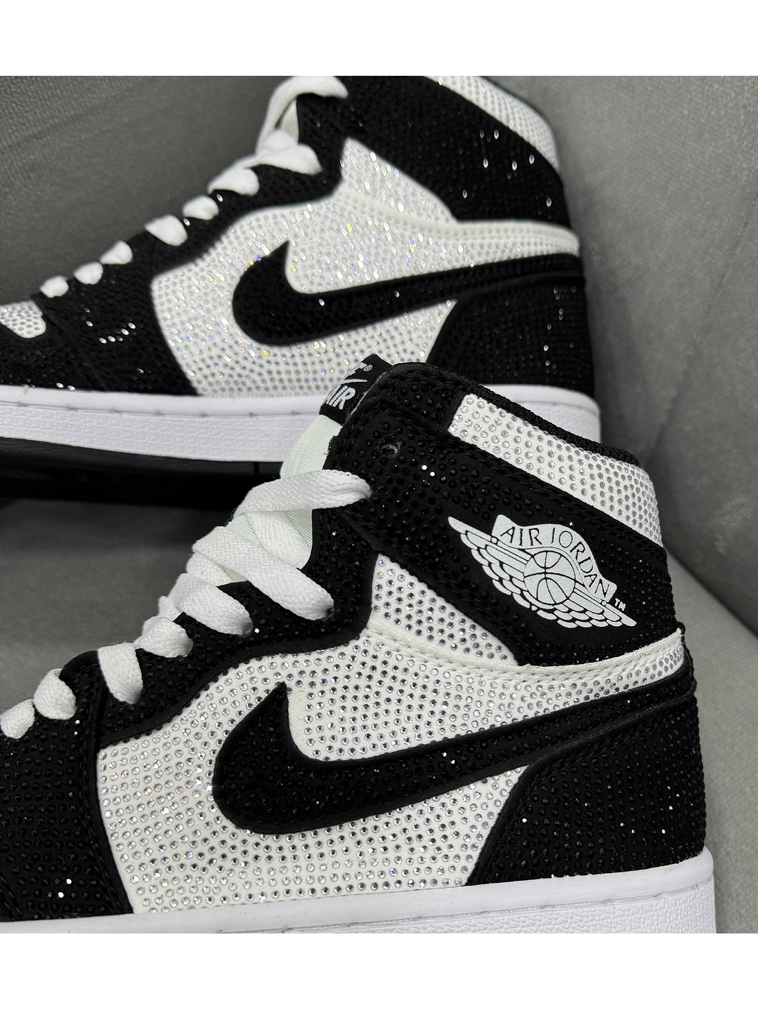 Jordan Retro 1 Panda Swarovski 4
