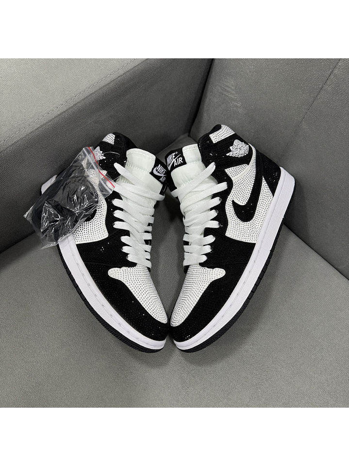 Jordan Retro 1 Panda Swarovski 1