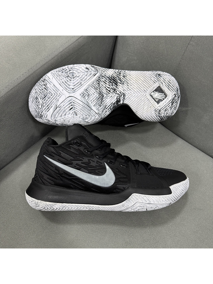 Nike Kyrie 3 BHM  1