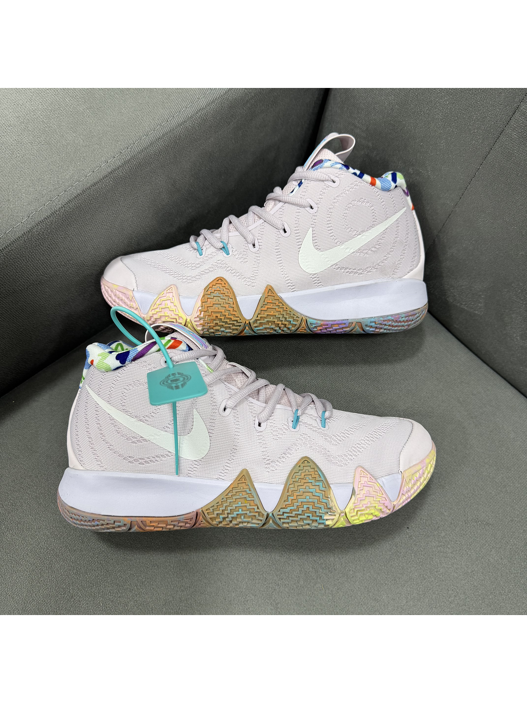 Nike Kyrie 4 90S  1