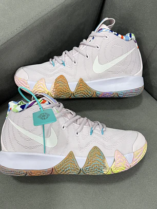Nike Kyrie Irving 4 90S 