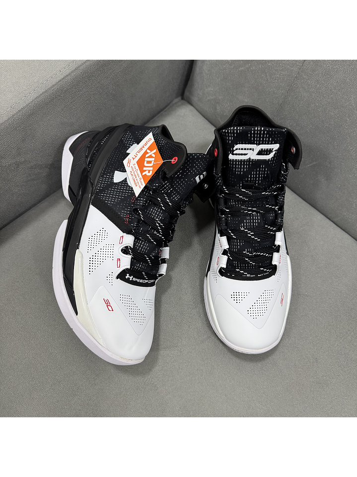 Under Armour Curry 2 Black White  4