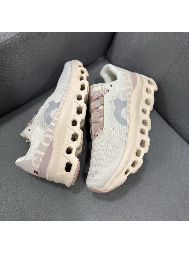 On Cloudmonster Pink 2