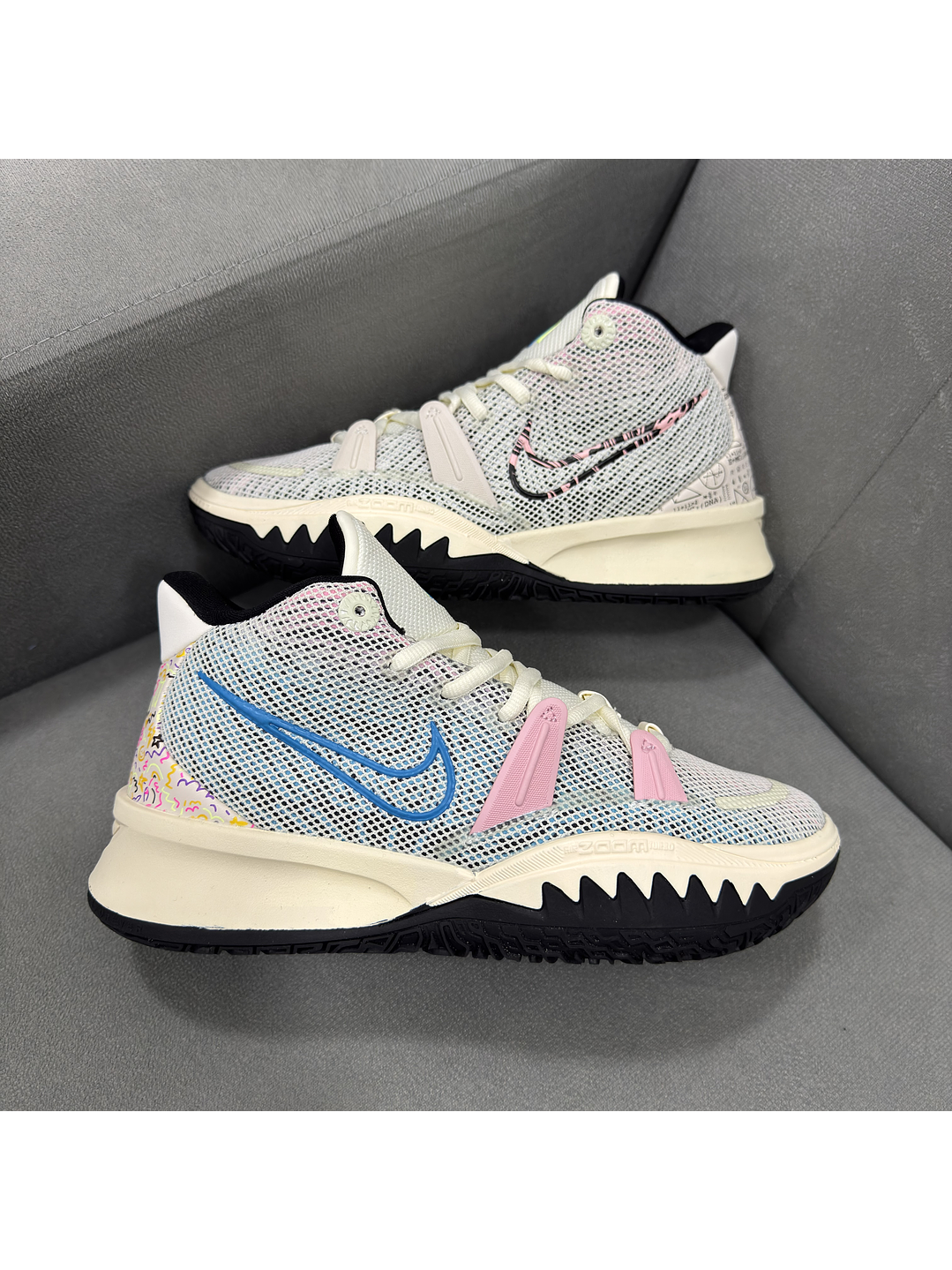 Nike Kyrie 3 Pale Ivory  1