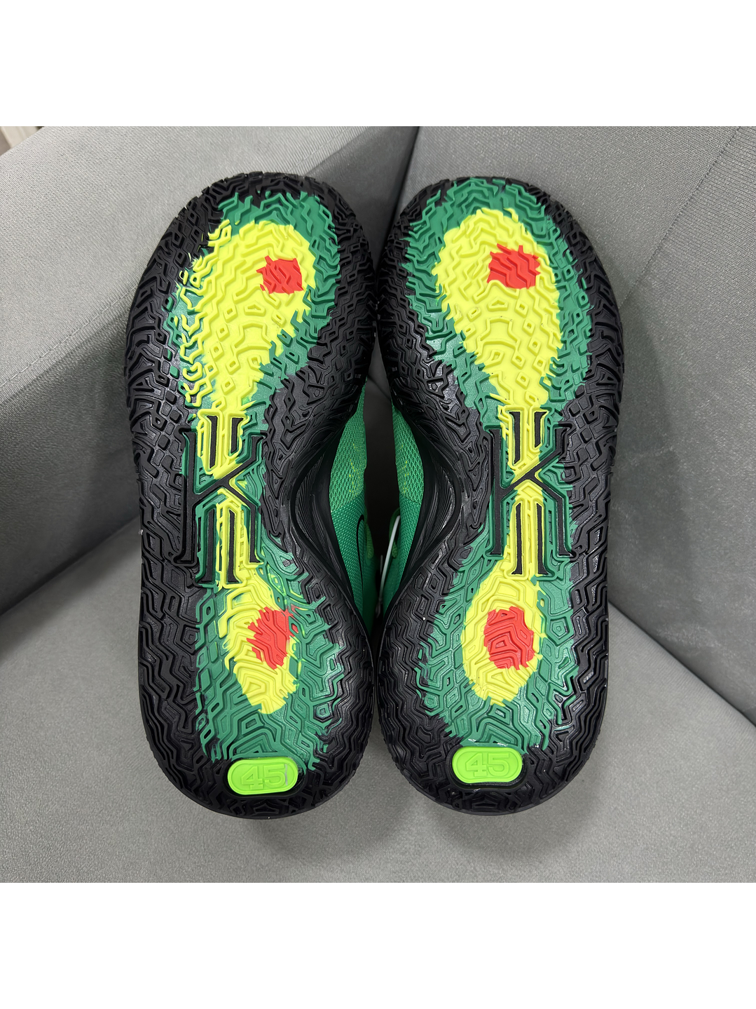 Nike Kyrie 7 Weatherman 4