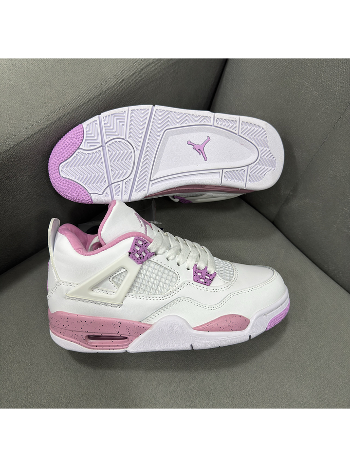 Jordan Retro 4 Pink Oreo  2