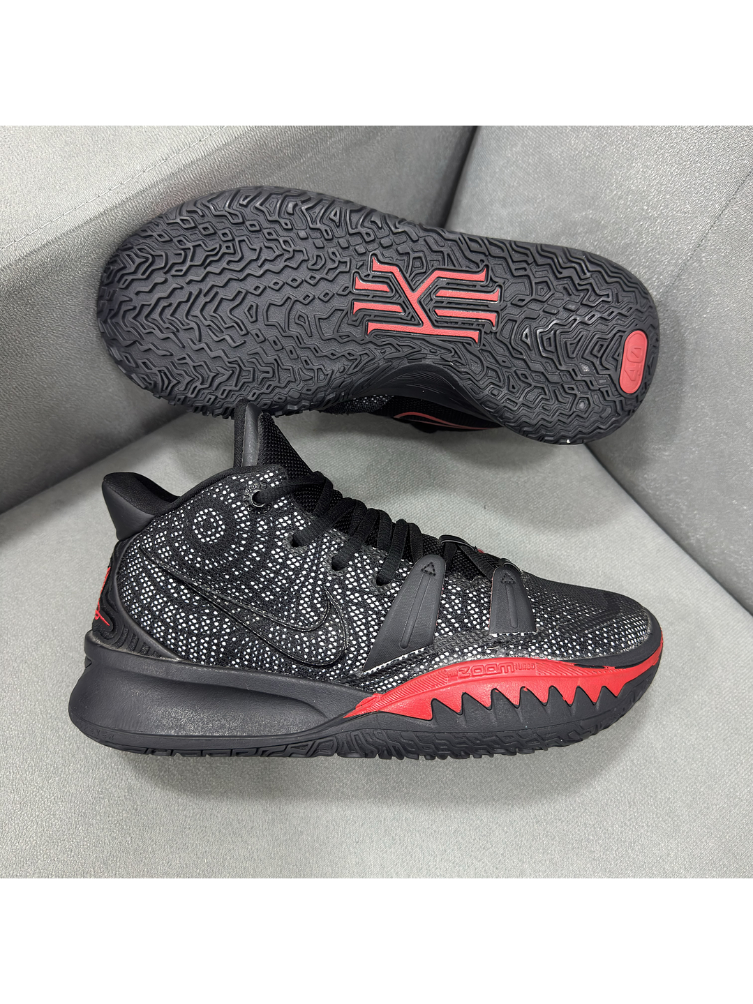 Nike Kyrie 7 Bred 2