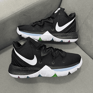 Nike Kyrie 5 Magic 