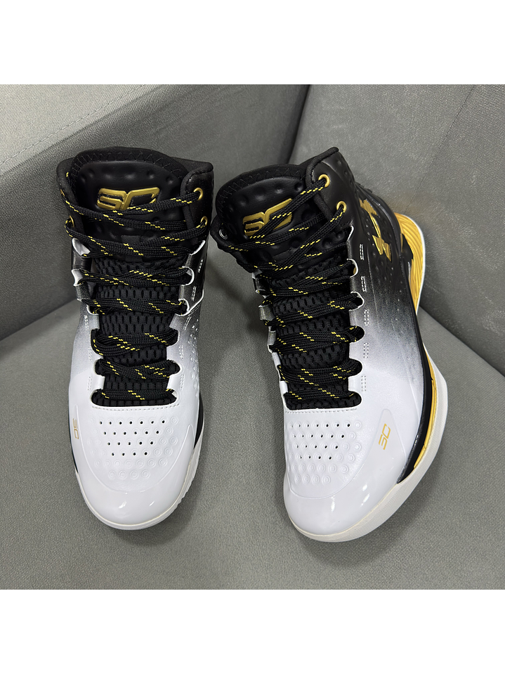 Under Armour Curry 1 MVP 4