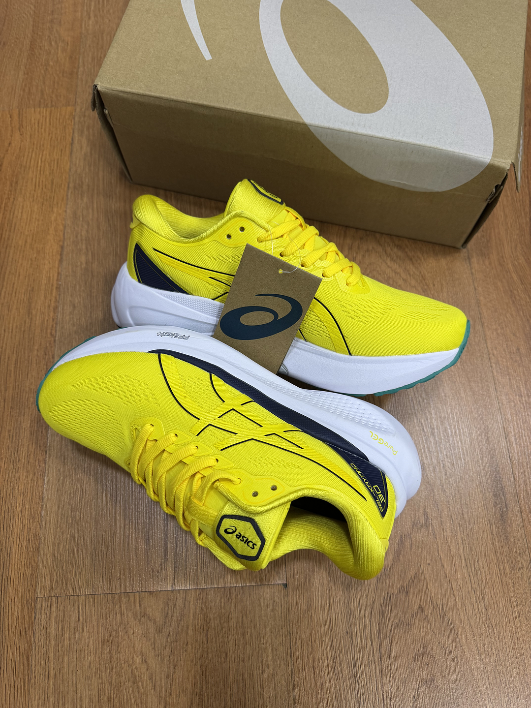 Asics Gel Kayano 30 Yellow  2