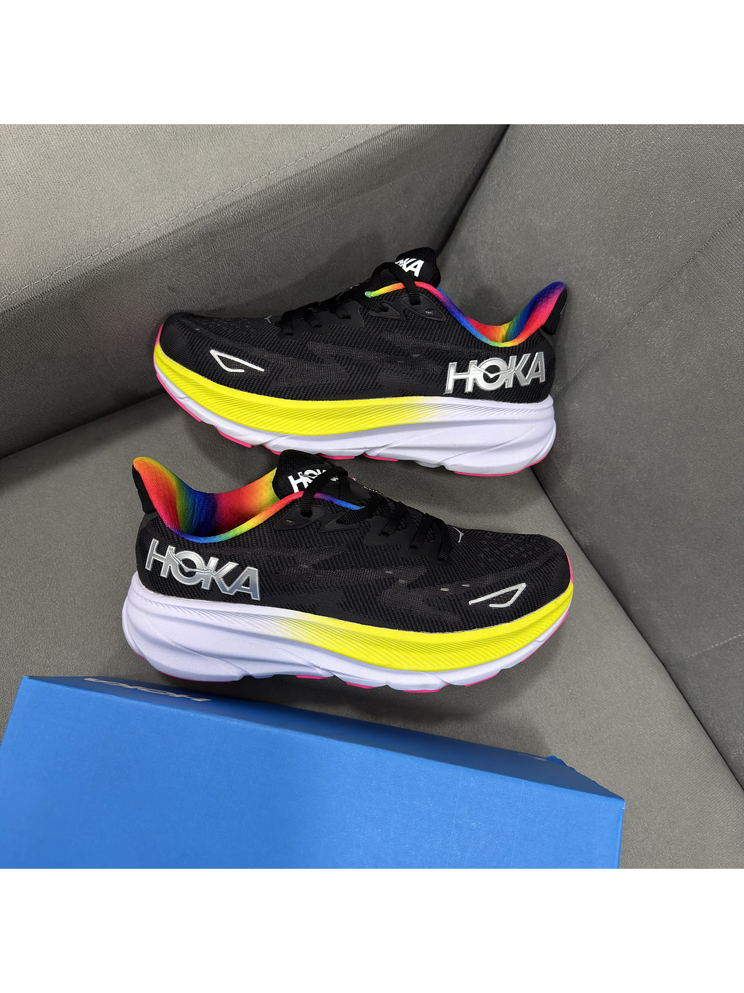 Hoka Clifton 9 Black  2