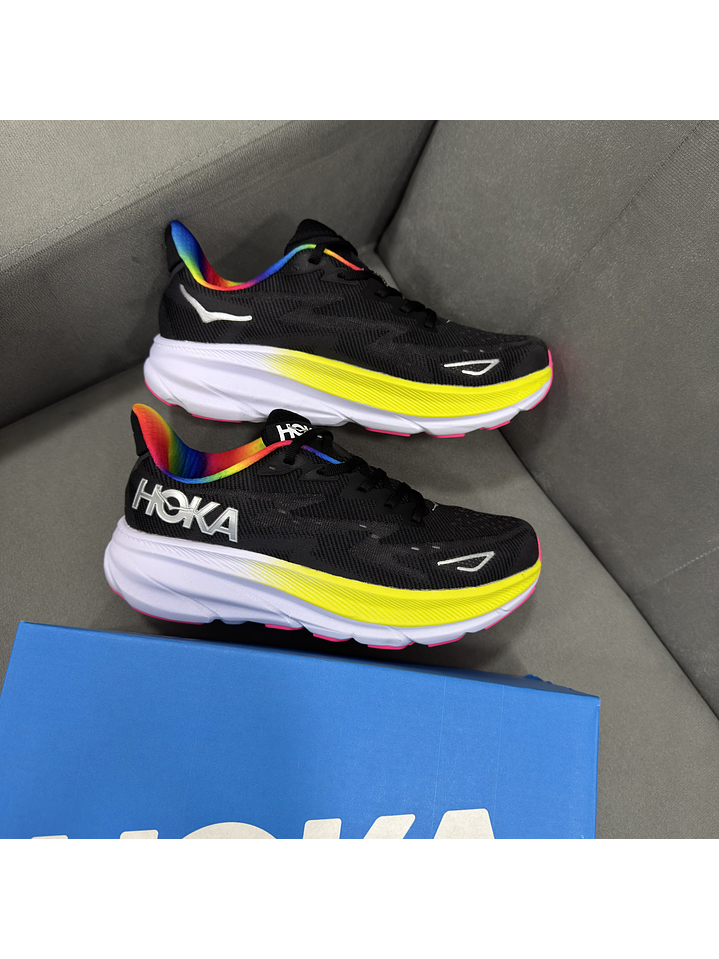 Hoka Clifton 9 Black  1
