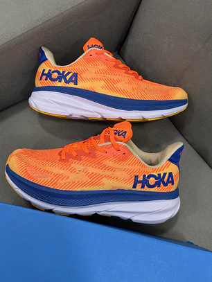 Hoka Clifton 9 Orange 