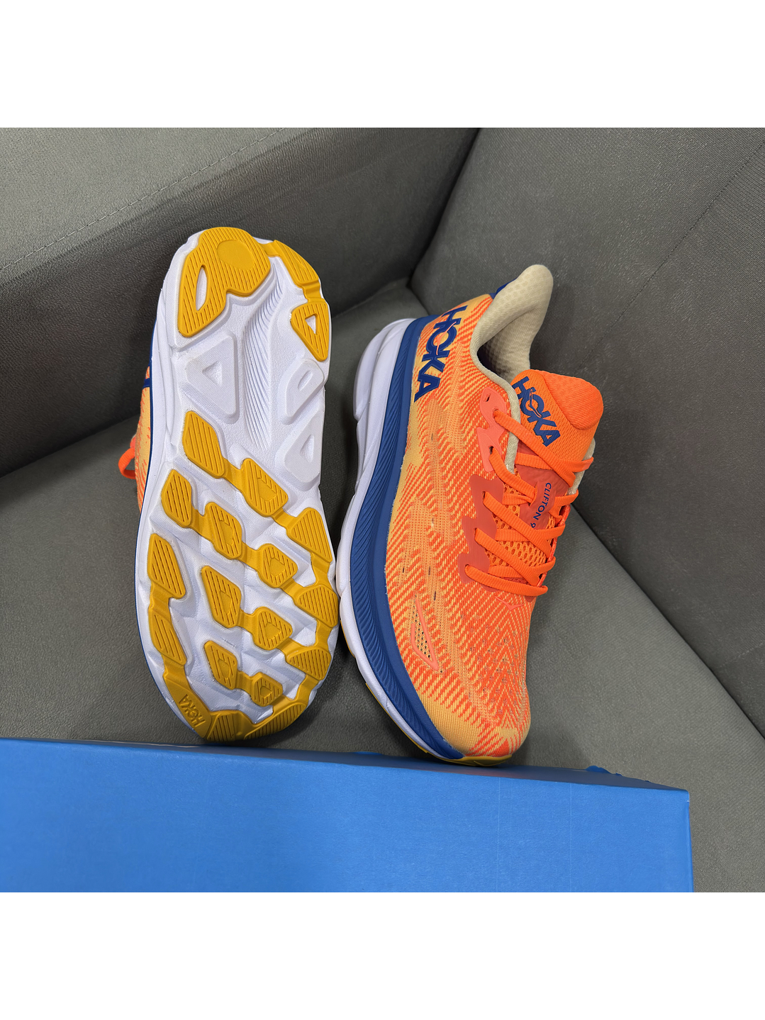 Hoka Clifton 9 Orange  3