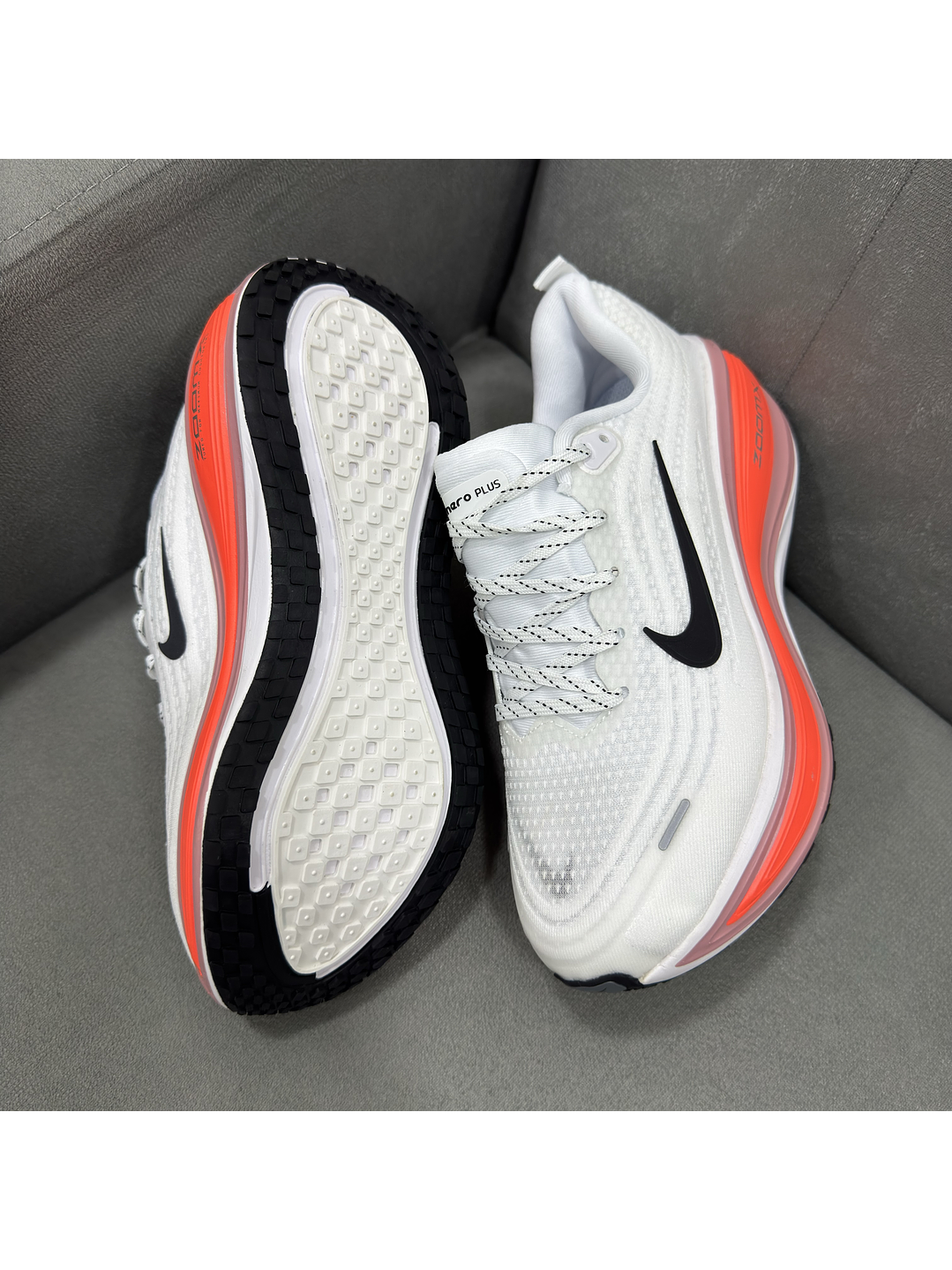 Nike Zoom Vomero Plus White Orange  3