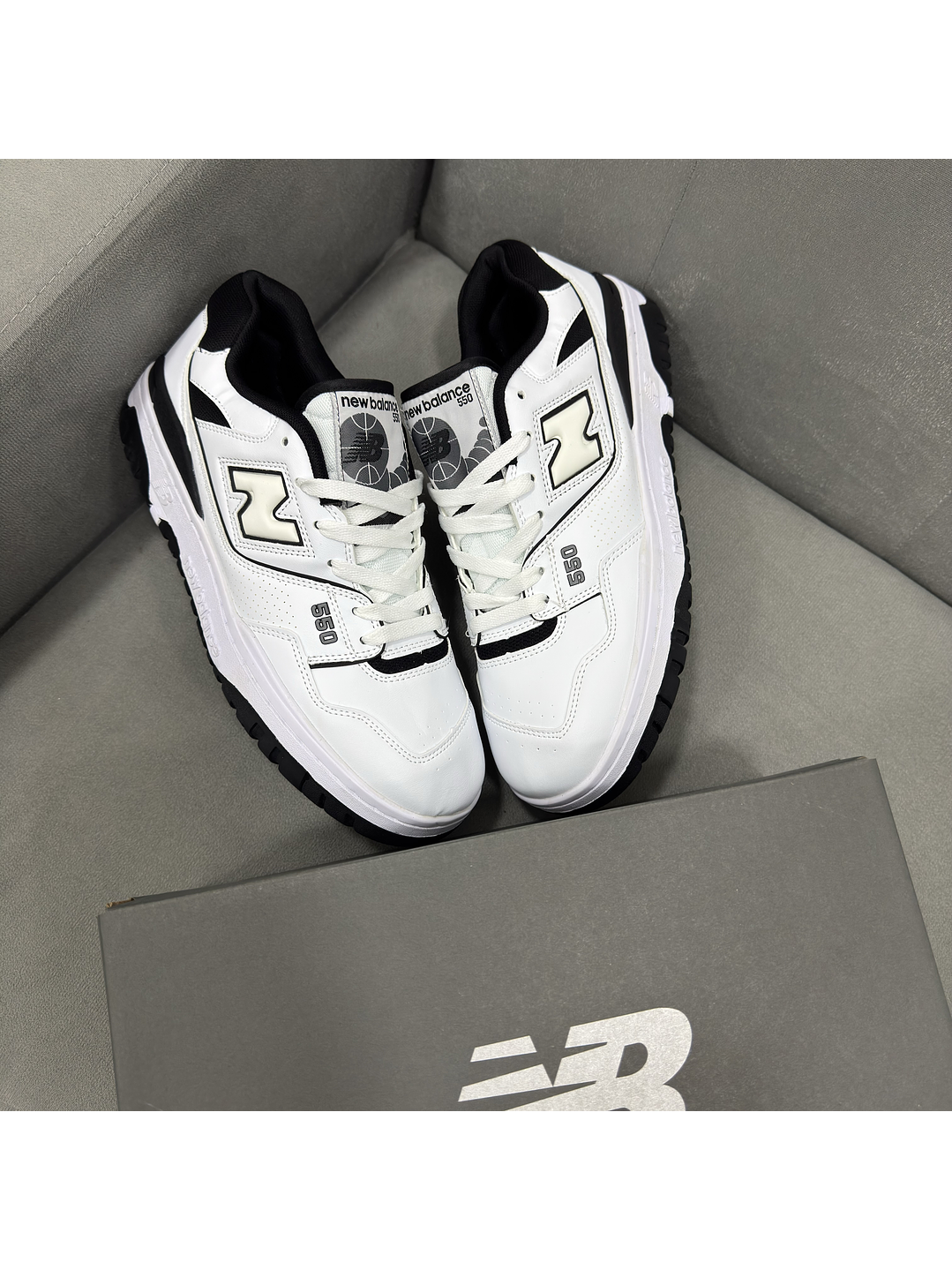 New Balance 550 White  3