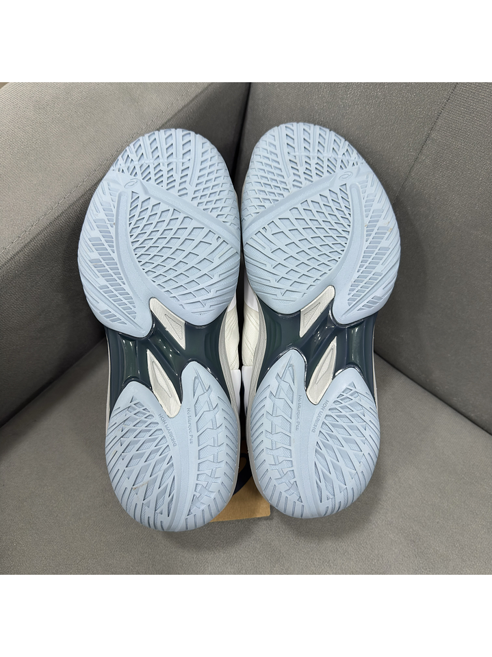 Asics Sky Élite 3 White Blue  3