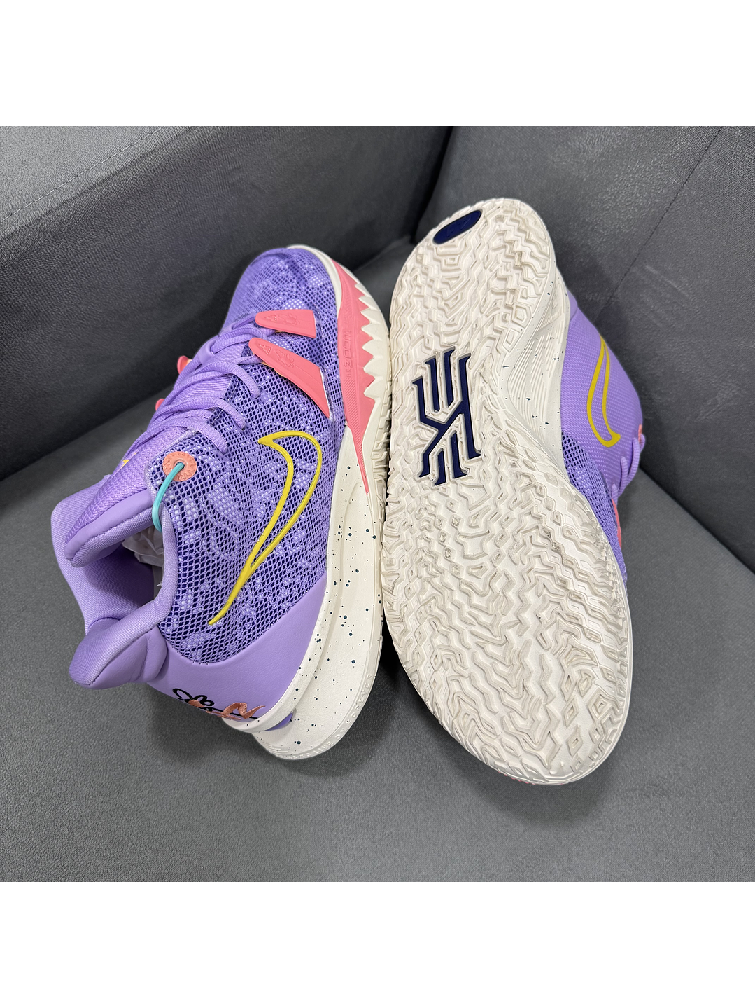 Nike Kyrie 7 Daughters  4