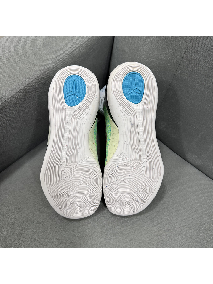 Nike Kobe 9 What The  3