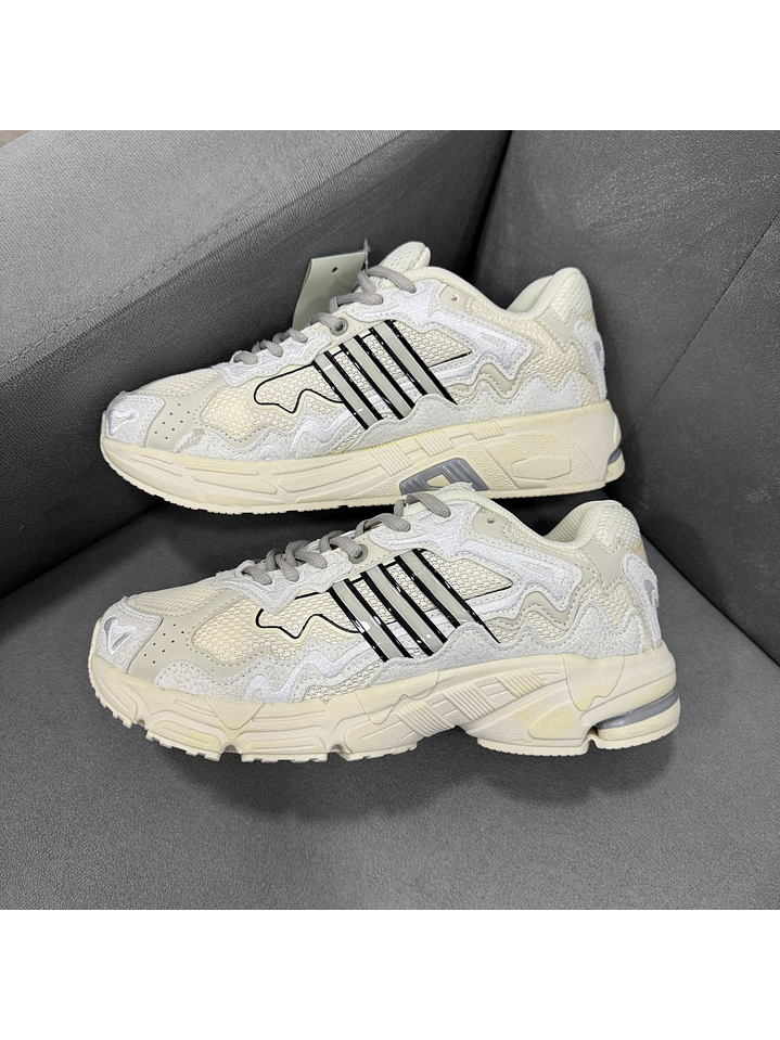 Adidas Response Cl Bad Bunny White  2