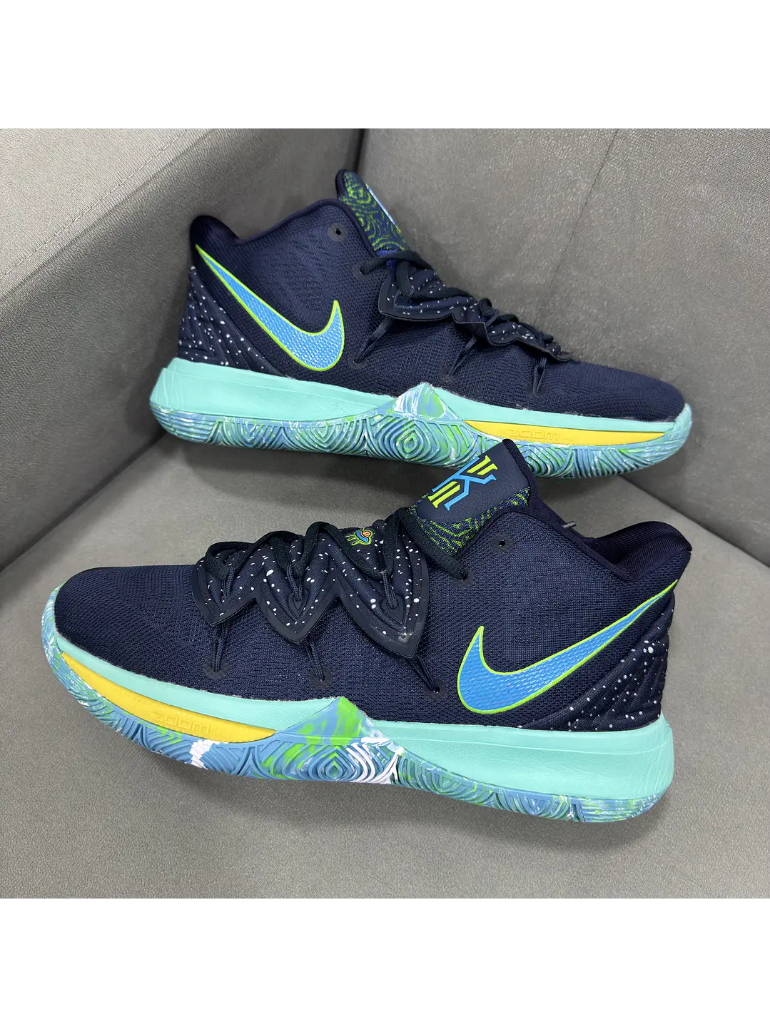 Nike Kyrie Irving 5 UFO  1