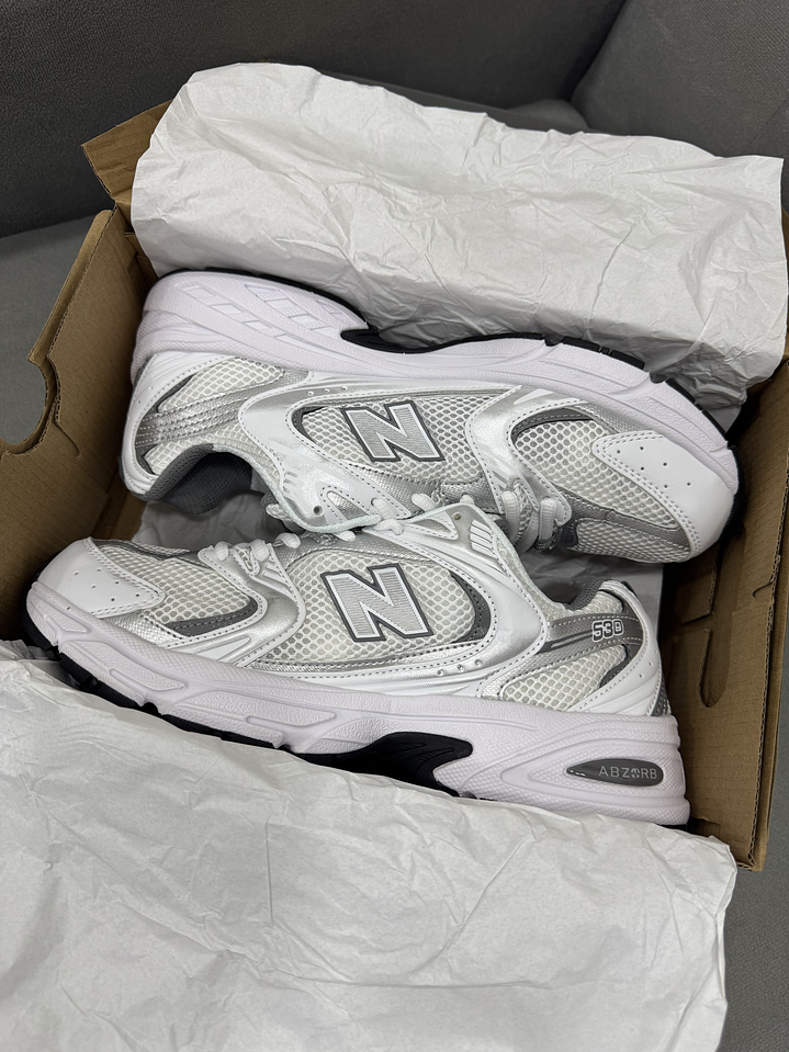 New Balance Classic 530 Metallic  3