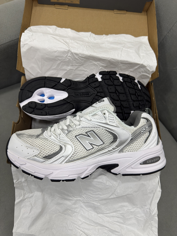 New Balance Classic 530 Metallic  2