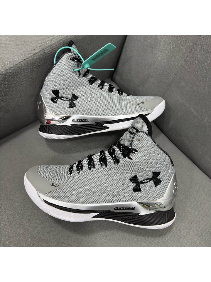 Under Armour Curry 1 Gris  1