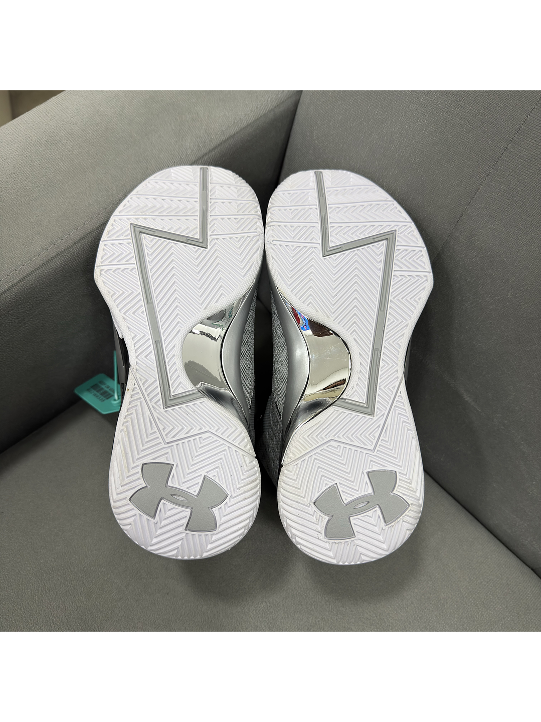 Under Armour Curry 1 Gris  4