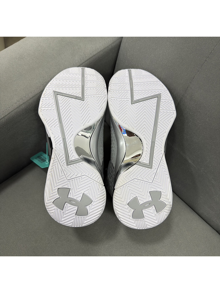 Under Armour Curry 1 Gris  4