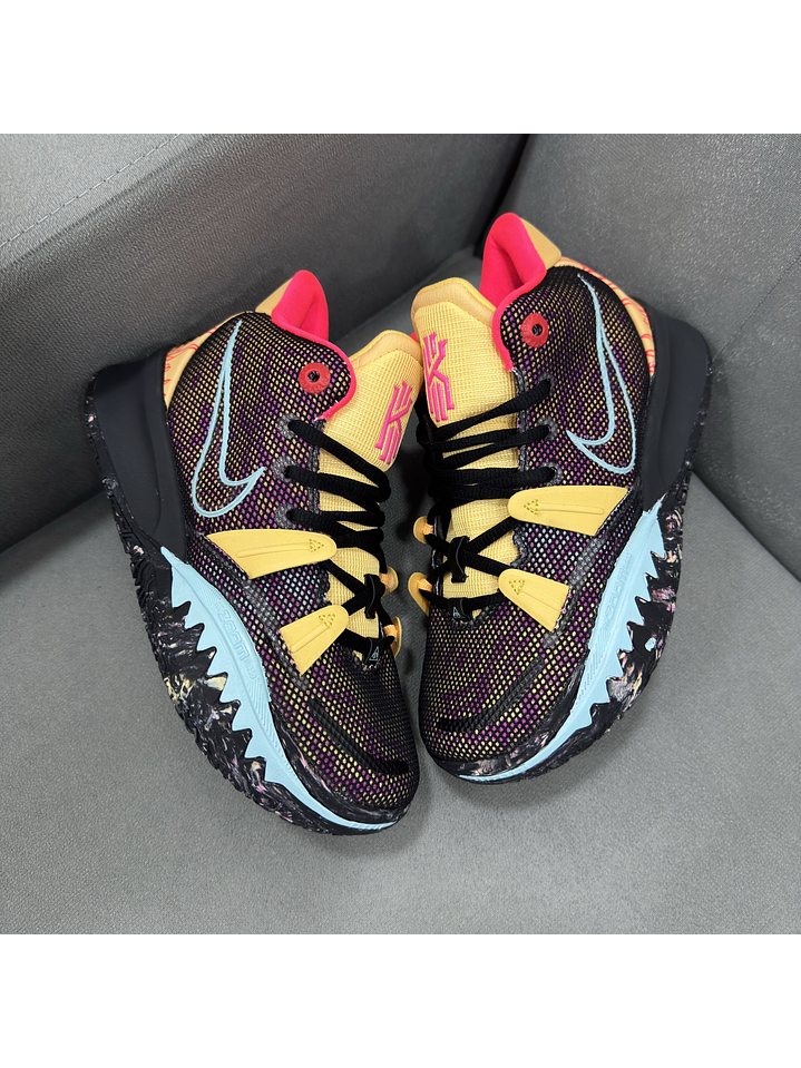 Nike Kyrie Irving 7 Preheat 2