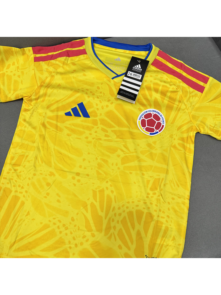 Conjunto Importado 1.1 Amarillo Niño 2