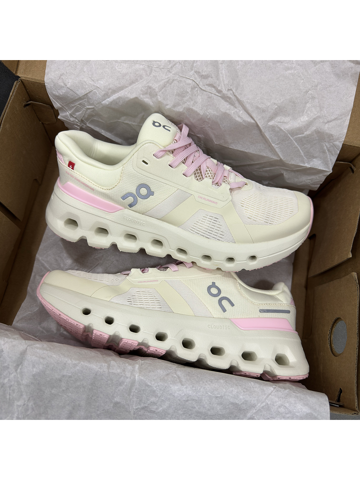 On Cloudrunner 2 Beige Pink  1